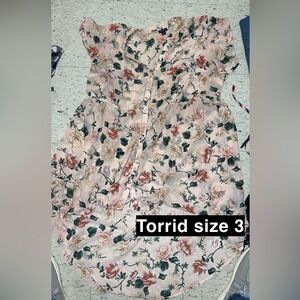 Torrid high-low sheer floral top